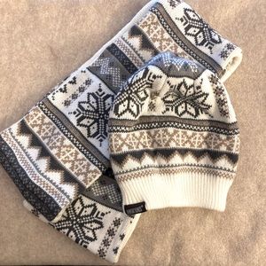 MUK LUKS Reversible Hat and Scarf